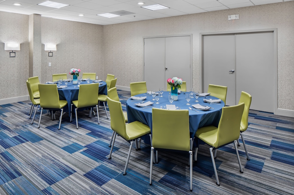 Holiday Inn Express Atlanta Airport College Park by IHG - photo 25
