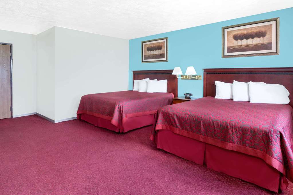 Days Inn by Wyndham Warrensburg - photo 12