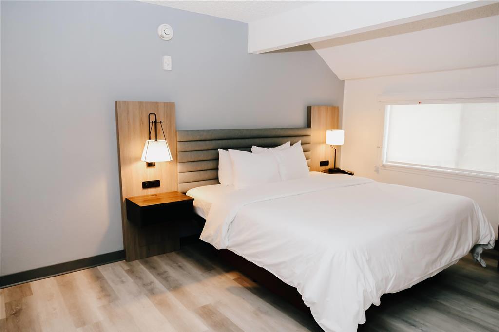 Hawthorn Suites by Wyndham Tinton Falls - photo 31