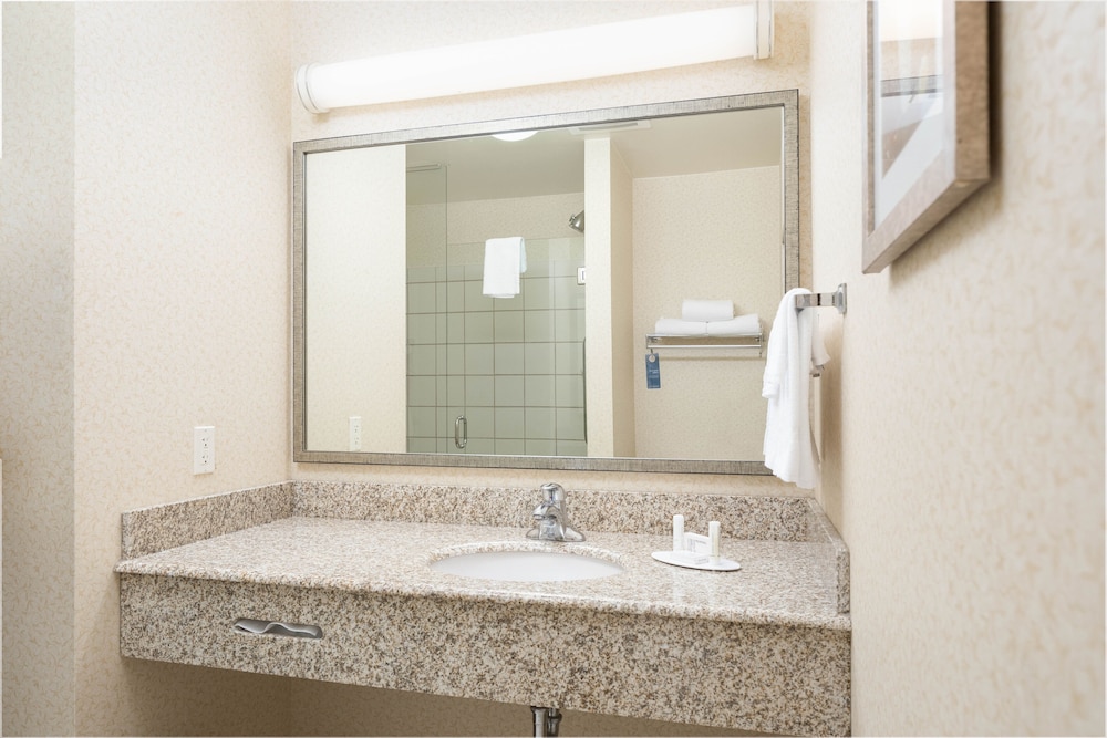 Fairfield Inn & Suites South Boston - photo 7