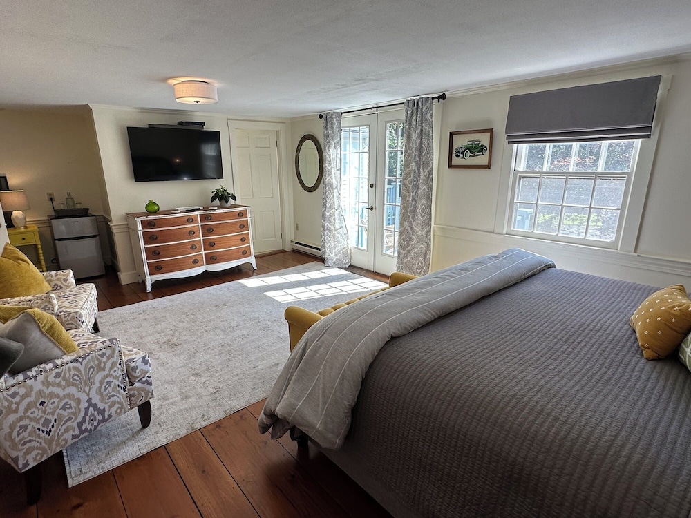 Inn at Perkins Cove - photo 58