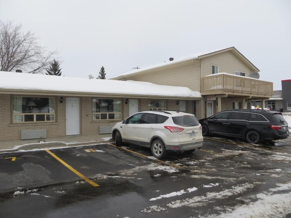 Milestone Motel in Collingwood, Canada