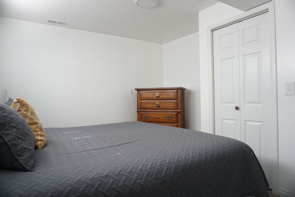 Large Room Near Uvu & Byu - photo 9
