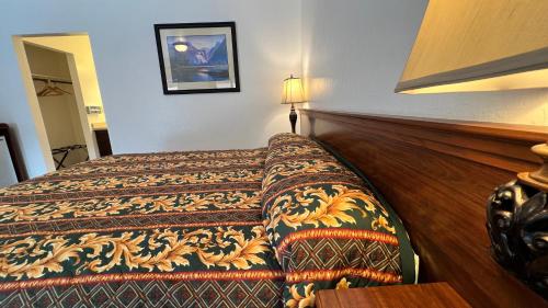 Pine Cone Motel - photo 22
