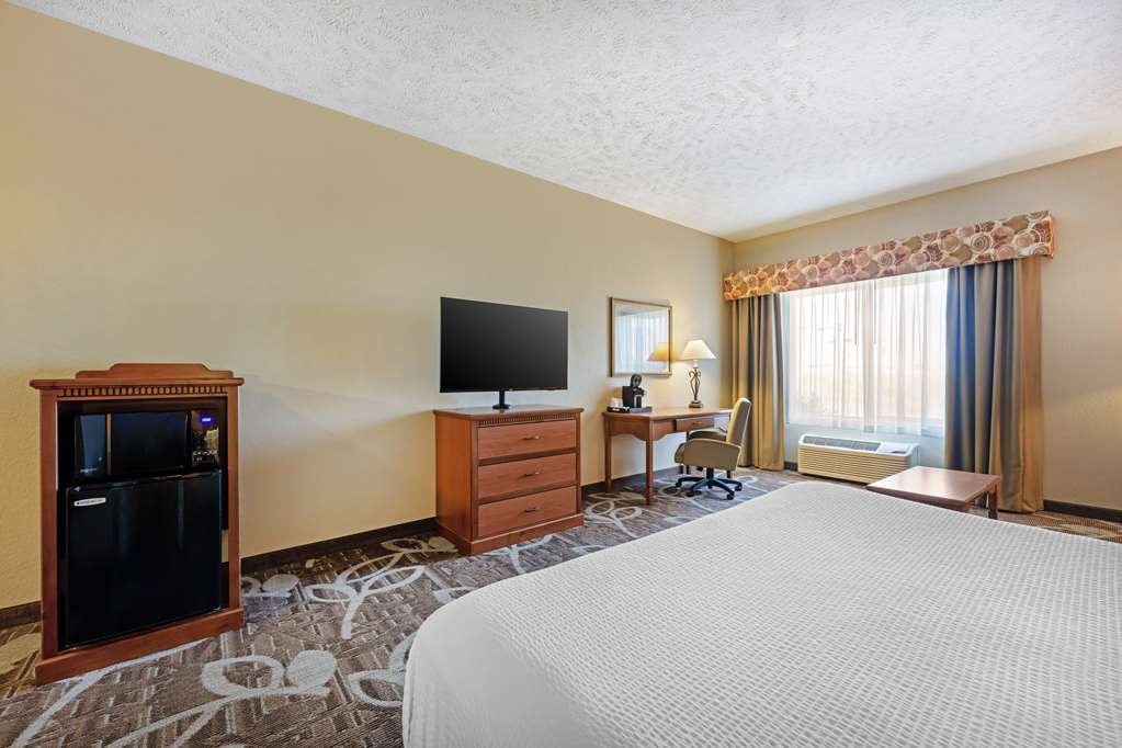 Best Western Plus Mid Nebraska Inn & Suites - photo 19