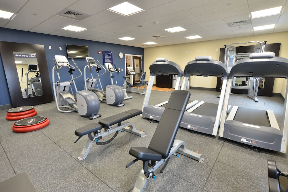Hampton Inn & Suites Chippewa Falls - photo 28