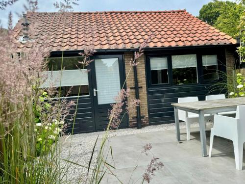 Private Tiny House In Bussum Near Amsterdam 21709538 — Bussum