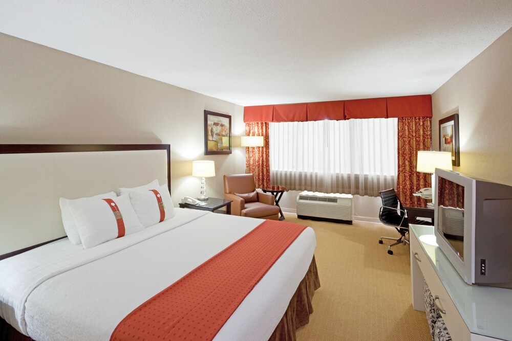 Holiday Inn Hotel & Suites Boston Peabody by IHG - photo 12