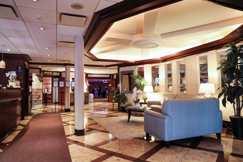 Norwalk Inn & Conference Center — Norwalk — photo 2
