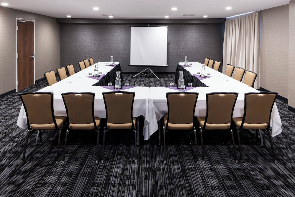 SpringHill Suites by Marriott Boise ParkCenter - photo 57