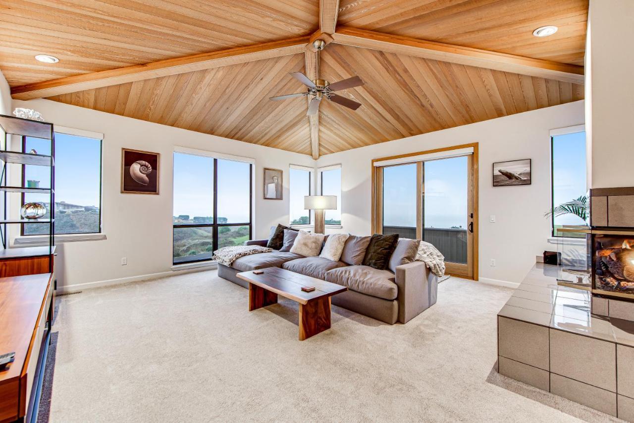 Latitude 38 in Bodega Bay, United States