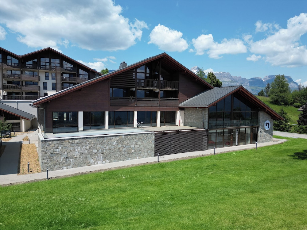 Residence Terresens Les Roches Blanches — Combloux
