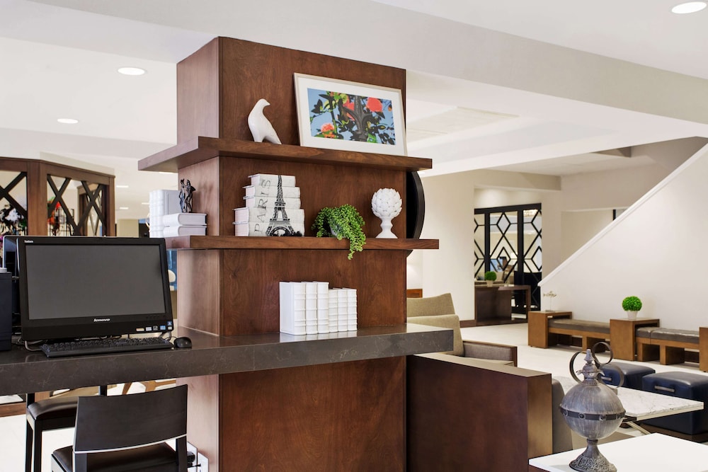 DoubleTree by Hilton New Orleans - photo 43