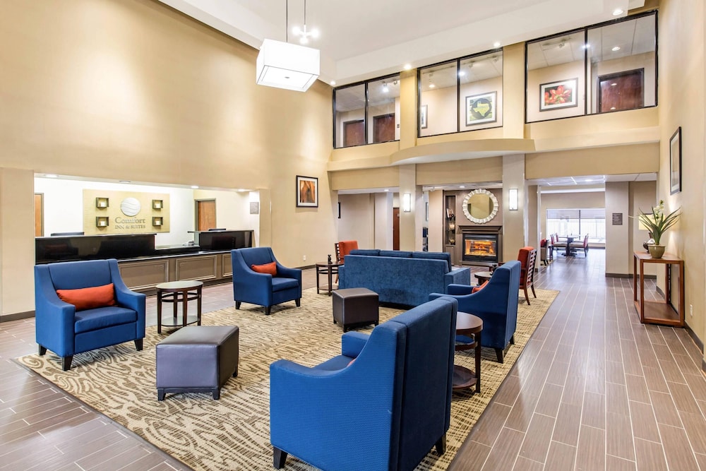 Comfort Inn & Suites IAH Bush Airport East in Humble, United States