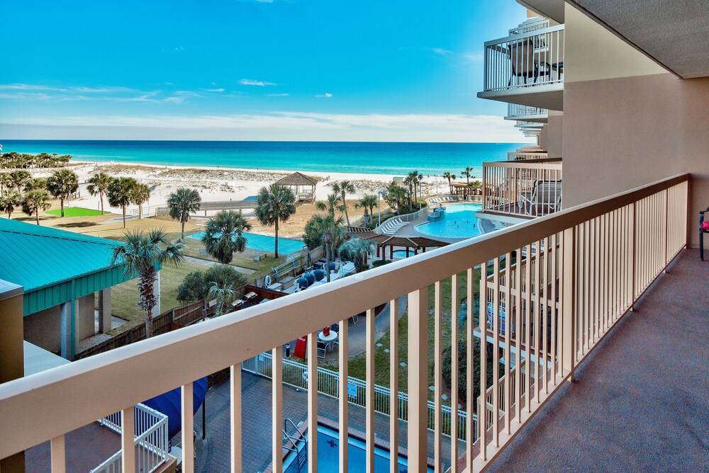 Pelican Beach Resort by Colasan - photo 38