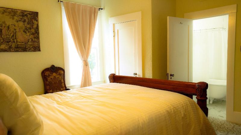 The DeLand Hotel - photo 17