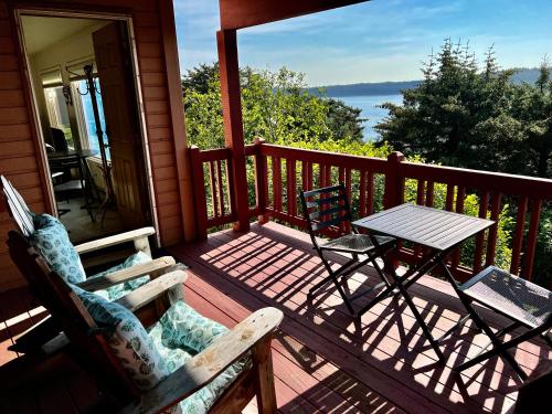 The Peregrine Suite Comfort and Luxury in the Heart of Kodiak — 4-Star Luxury Hotel in Kodiak, United States