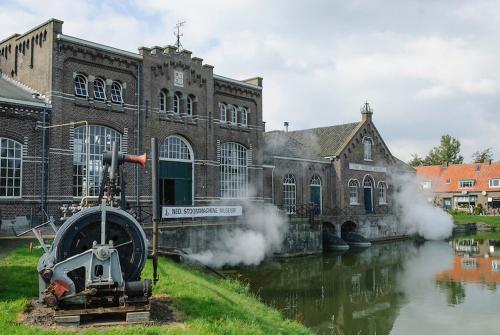 De Halve Maan - carbon neutral hotel in Amsterdam