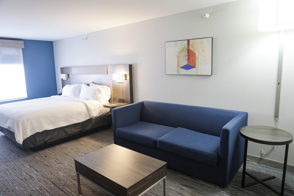 Holiday Inn Express Hotel & Suites Douglas by IHG - photo 21