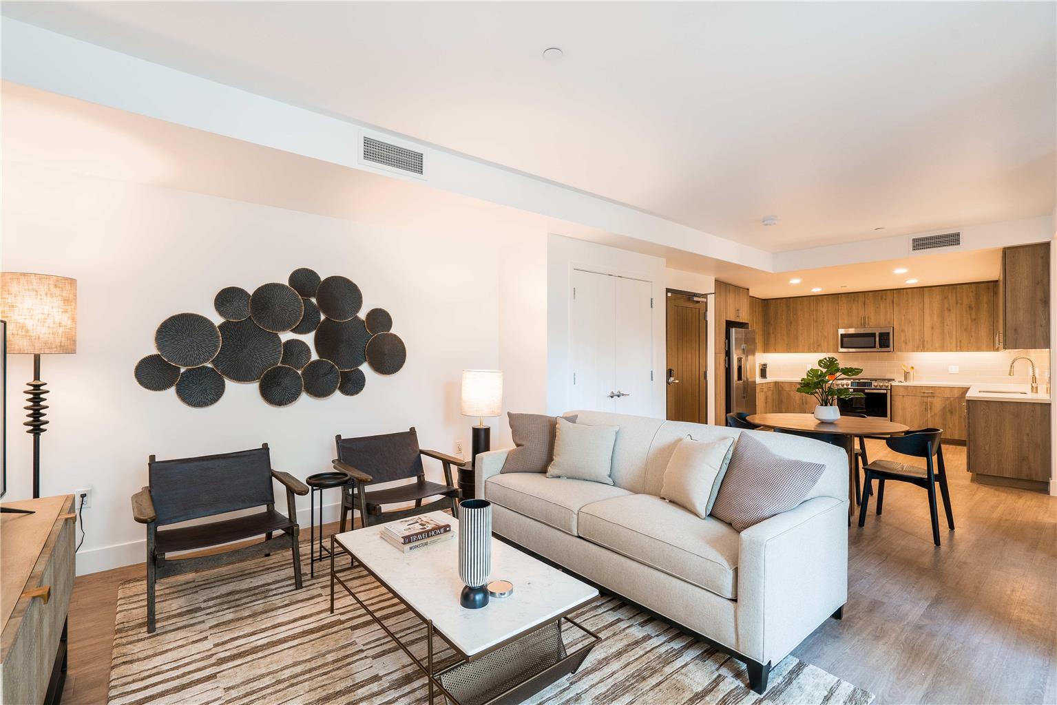 Locale Menlo Park - photo 15