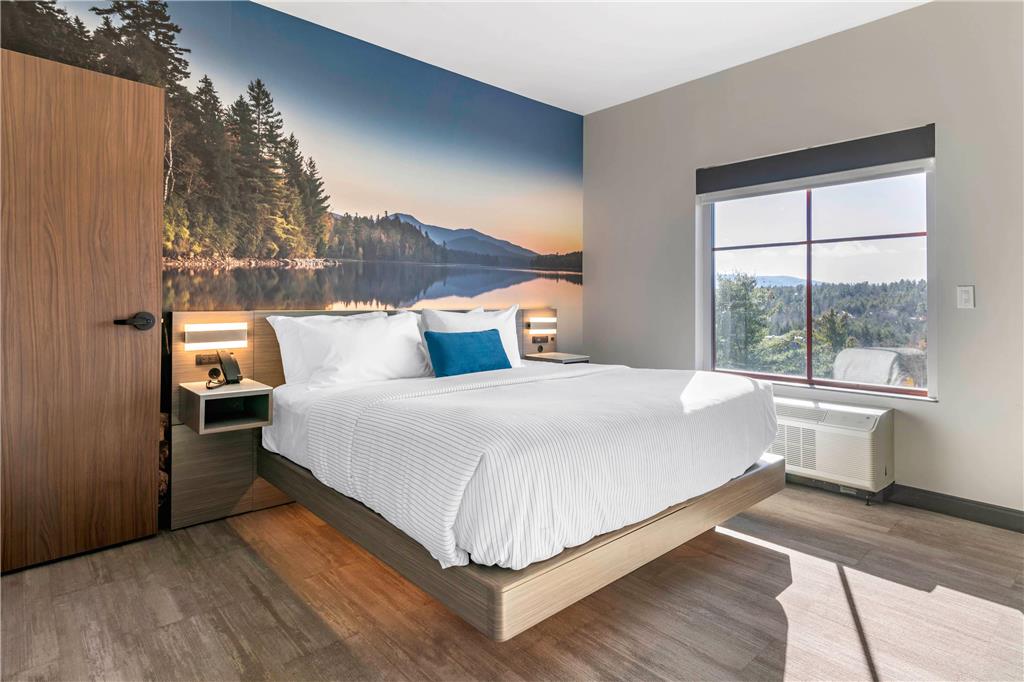 Cambria Hotel Lake Placid Lakeside Resort - photo 51