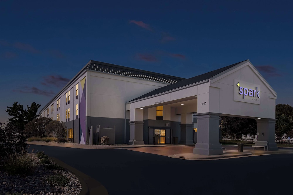 Spark by Hilton Stevensville - photo 71