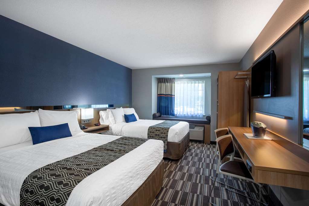 Microtel Inn & Suites by Wyndham Burlington - photo 6