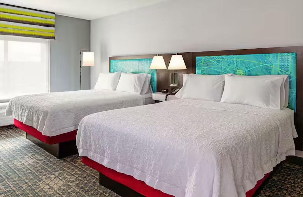 Hampton Inn & Suites by Hilton Louisville East Oxmoor - photo 3