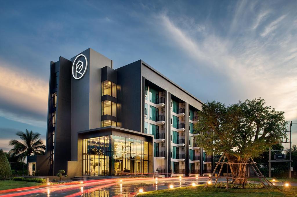 R2 Hotel in Nakhon Phanom, Thailand