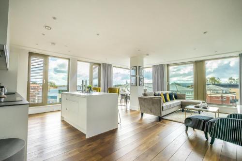 Skyview Retreat @ Ryedale House — 4-Star Luxury Hotel in York, United Kingdom