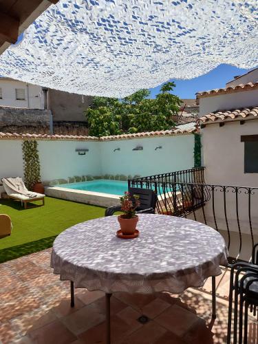 Alanacasarural - carbon neutral hotel in Mondejar