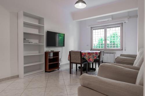 Roma SanPaolo Apartment — 4-Star Luxury Hotel in Rome, Italy