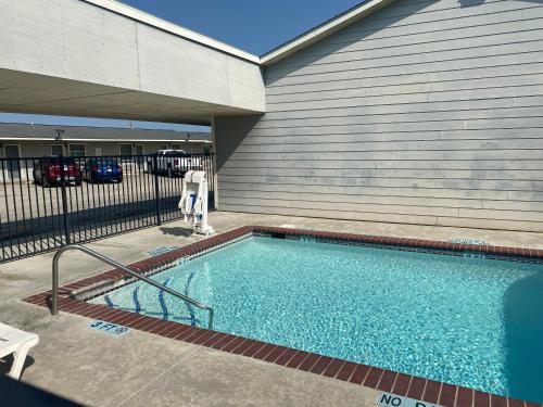 Southern Inn and Suites Yorktown - photo 21