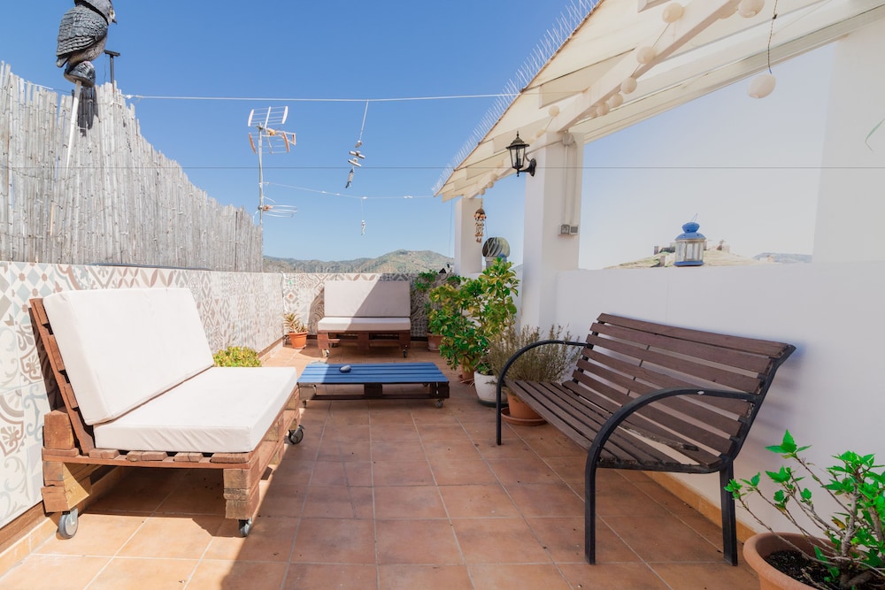 Sitito Escribano Apartment — 4-Star Luxury Hotel in Alora, Spain
