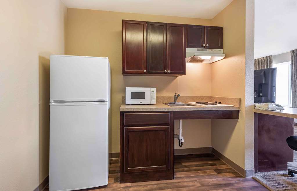 Extended Stay America Suites Dallas Plano - photo 8