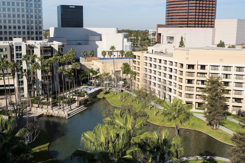 Costa Mesa Marriott - photo 11