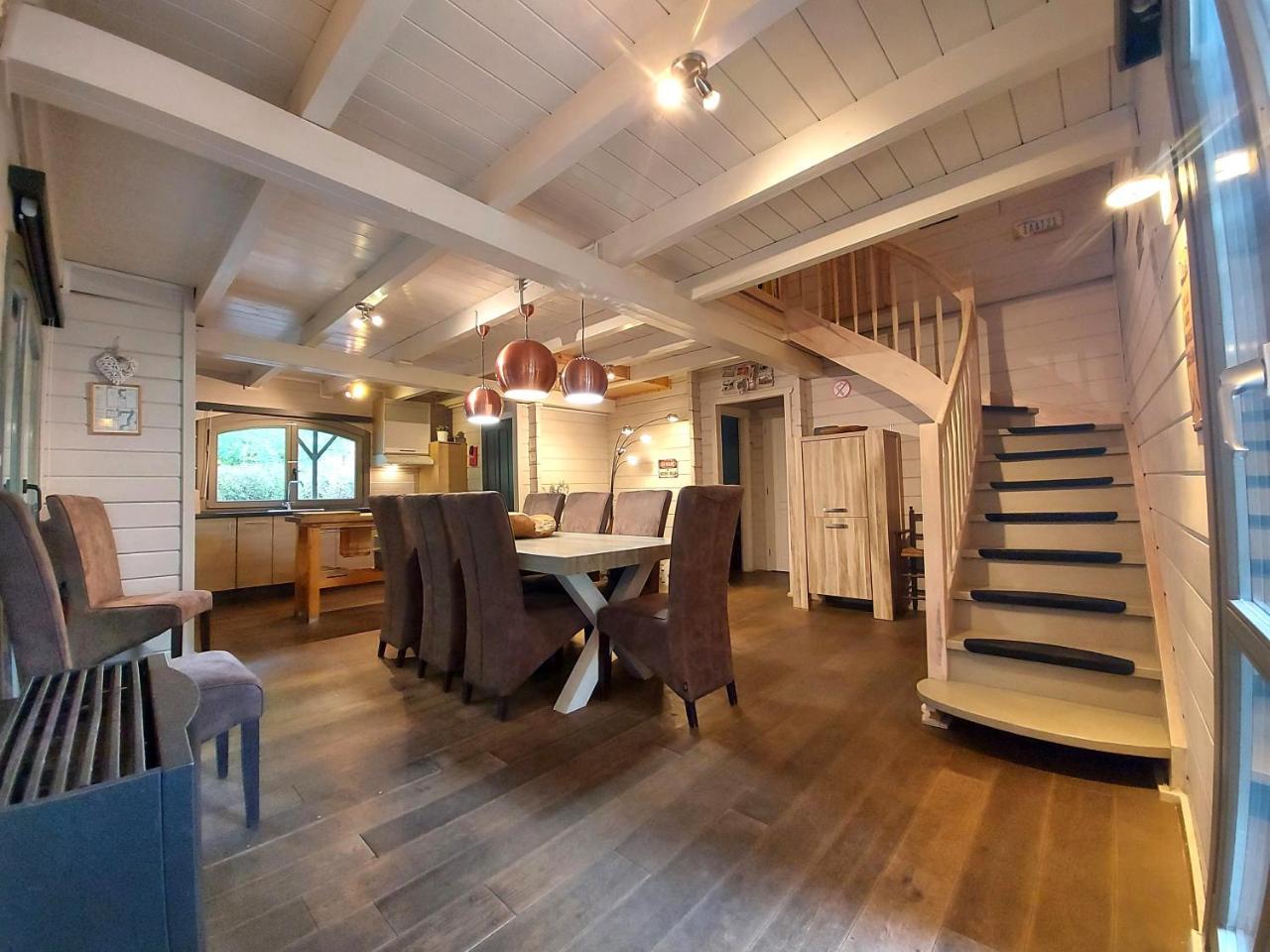 Le Refuge Sauna Hot Tub Playstation — Durbuy — photo 3