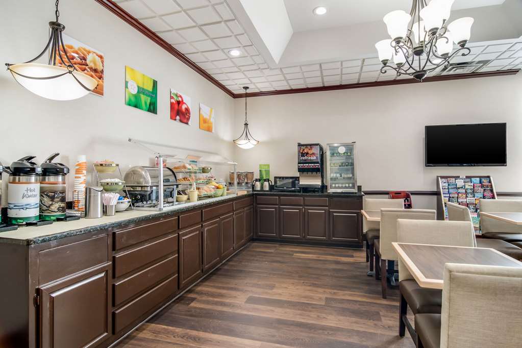 Quality Inn Suwanee I 85 - photo 31