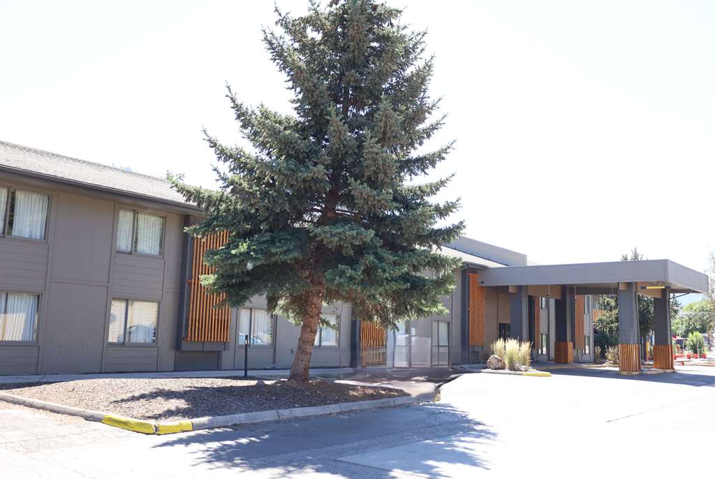 Days Inn and Suites by Wyndham Downtown Missoula University - photo 4