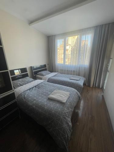 Apartment Kostava str with free parking