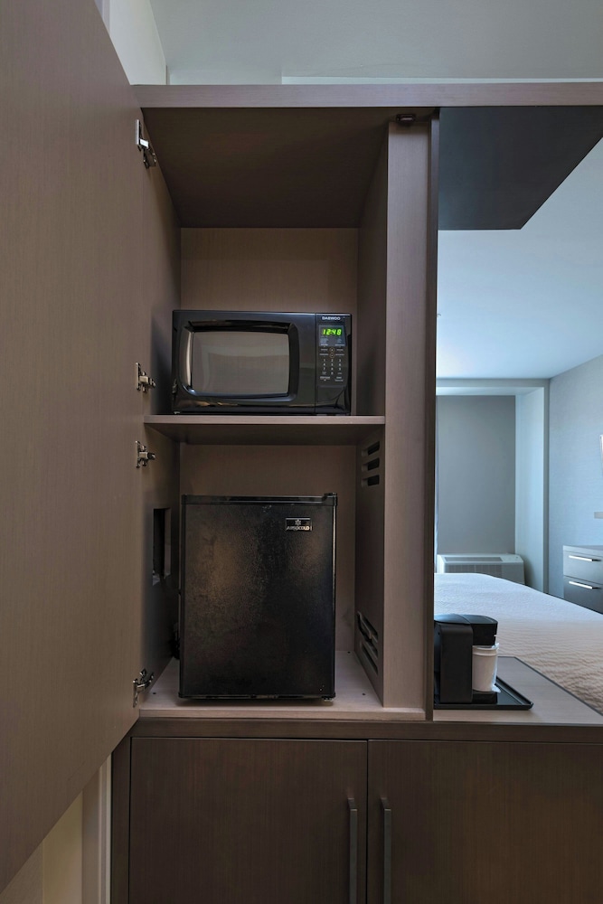 Courtyard by Marriott St. Louis Brentwood - photo 8