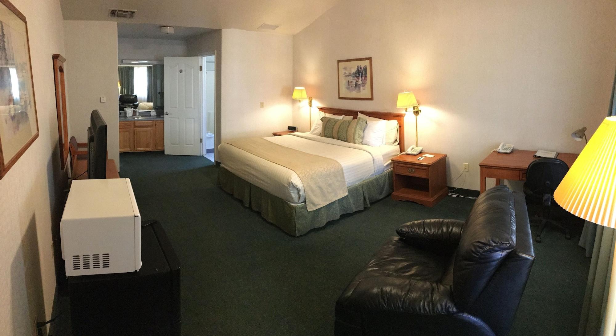 Garden Inn and Suites Fresno - photo 12