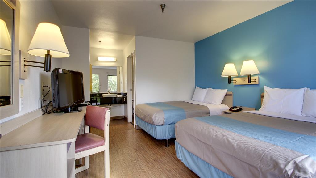 Motel 6 Des Moines IA North - photo 14