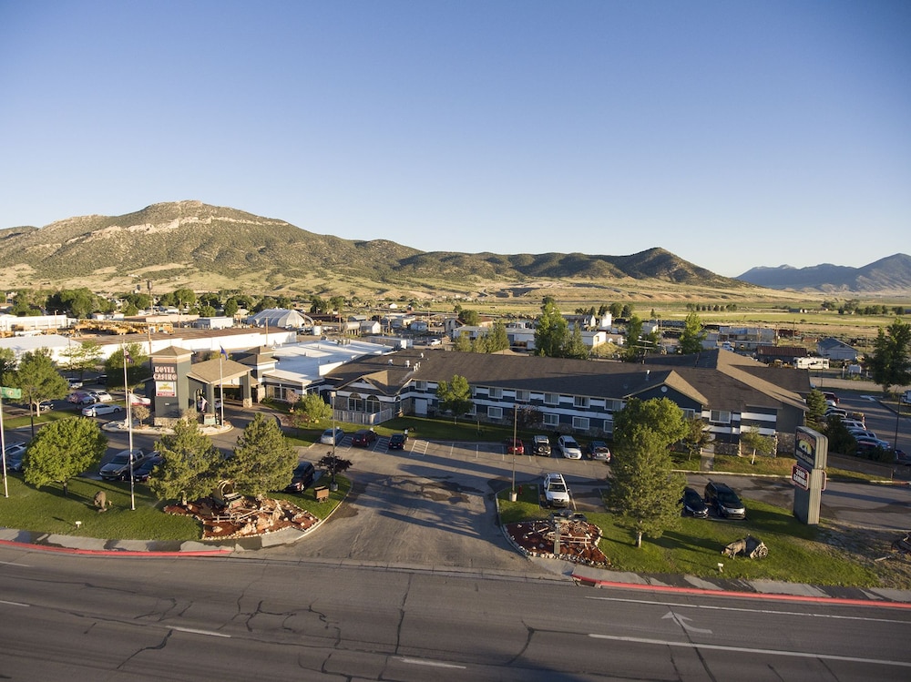 Prospector Hotel & Gambling Hall - photo 41