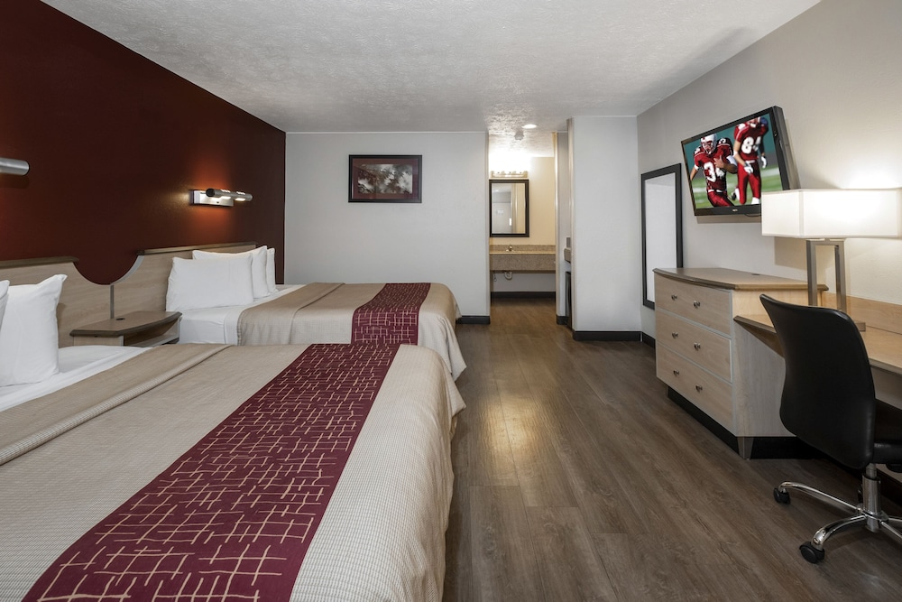 Red Roof Inn Indianapolis Greenwood - photo 23