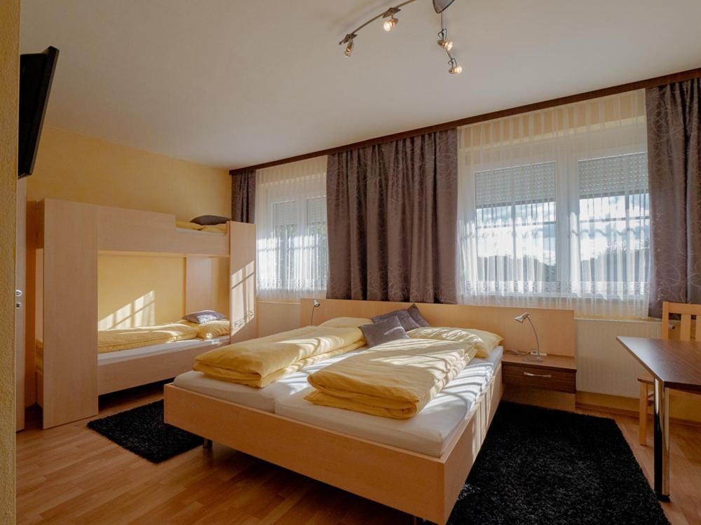 Gasthof Familie Hutter pet-friendly hotel Mannersdorf An Der Rabnitz