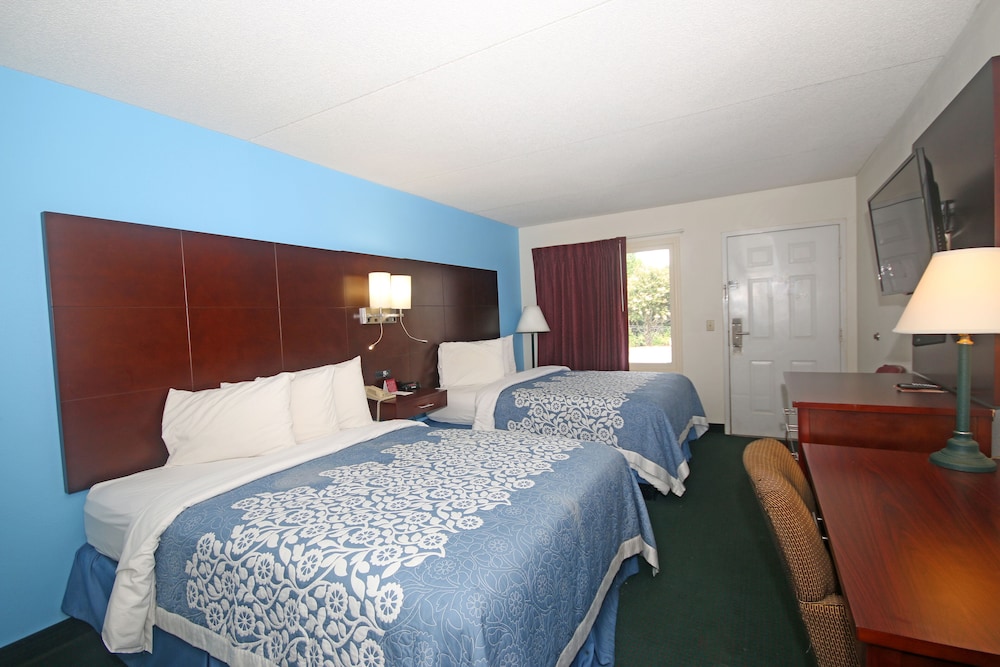 Hamilton Inn Jonesville NC - photo 18