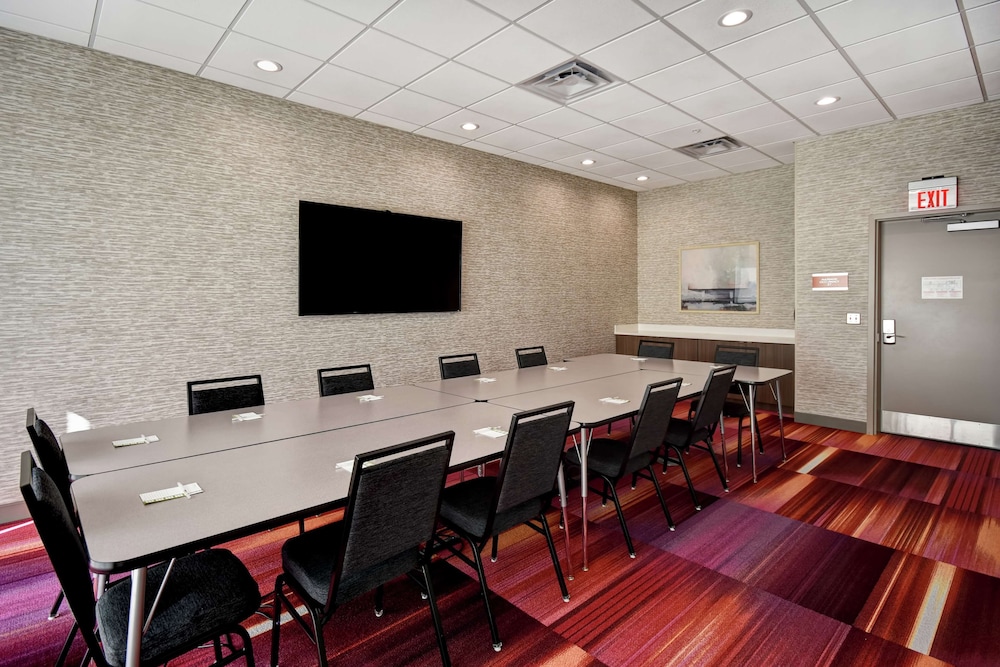 Home2 Suites by Hilton Columbus OH - photo 36