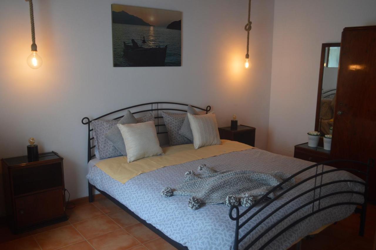 Cantinho Do Sol - carbon neutral hotel in Mosteiros