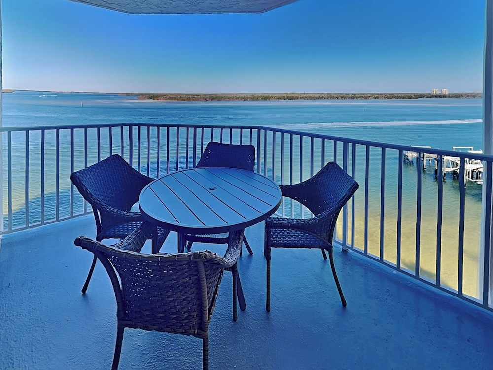 Lovers Key Resort 404 - photo 3